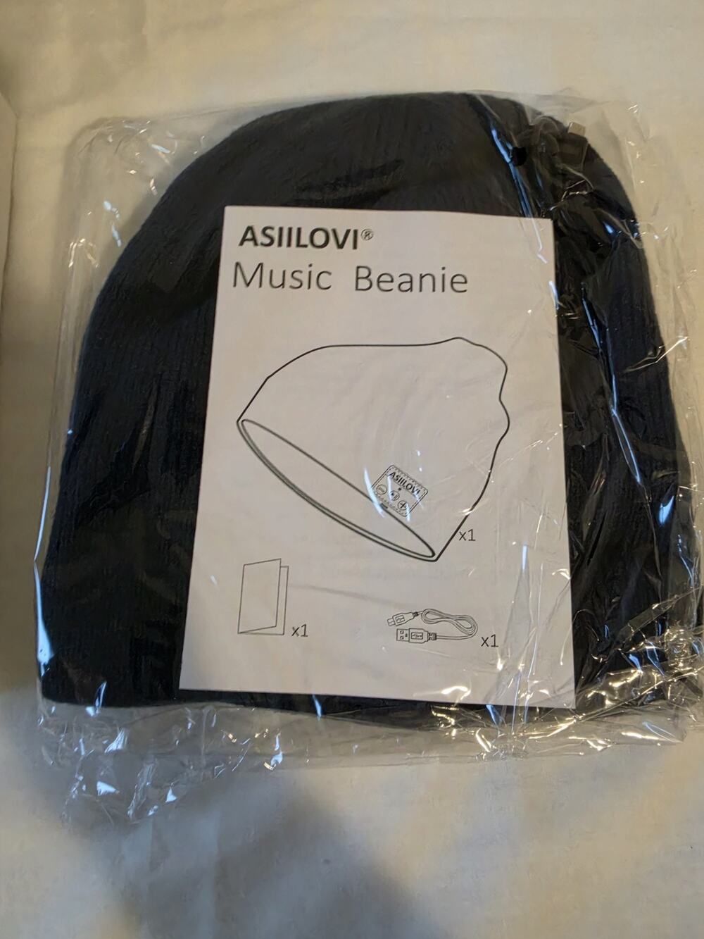 ASIILOVI Bluetooth Music Beanie Wireless Headphone Knit Hat Blk USB Recharge NWT